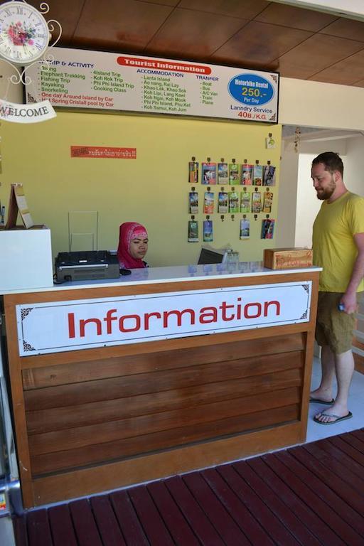 ホテル パクガスリ ゲスト ハウス Ko Lanta エクステリア 写真